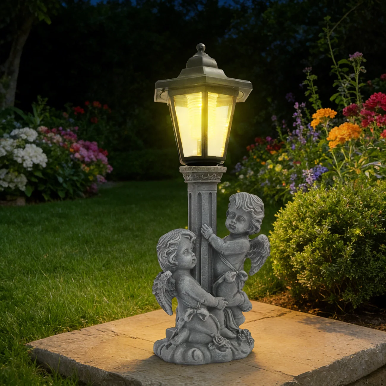 Solární pamětní figura s klečícím andělem SM26741